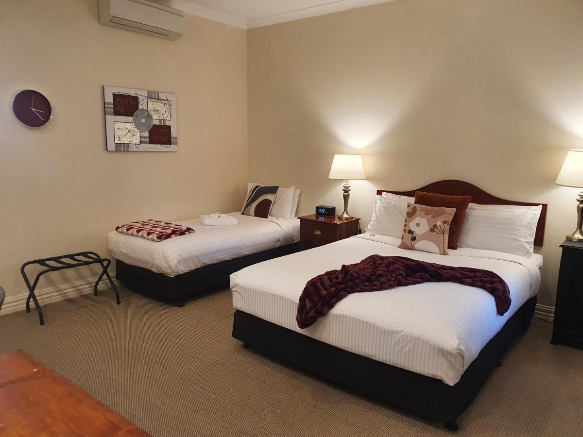The Lancefield Lodge Lance Field Exterior photo